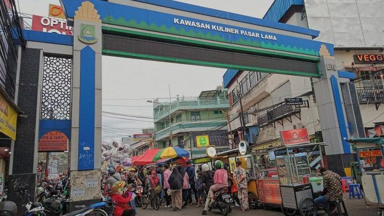 Wisata Kuliner di Pasar Lama Tangerang, Komplet Banget!