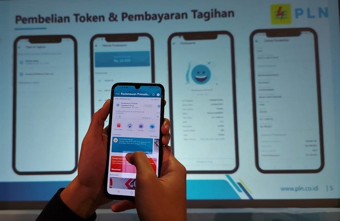 PLN luncurkan aplikasi layanan pelanggan New PLN Mobile. Beragam fitur tersedia di aplikasi itu untuk memenuhi kebutuhan serta memberi kemudahan bagi pelanggan.