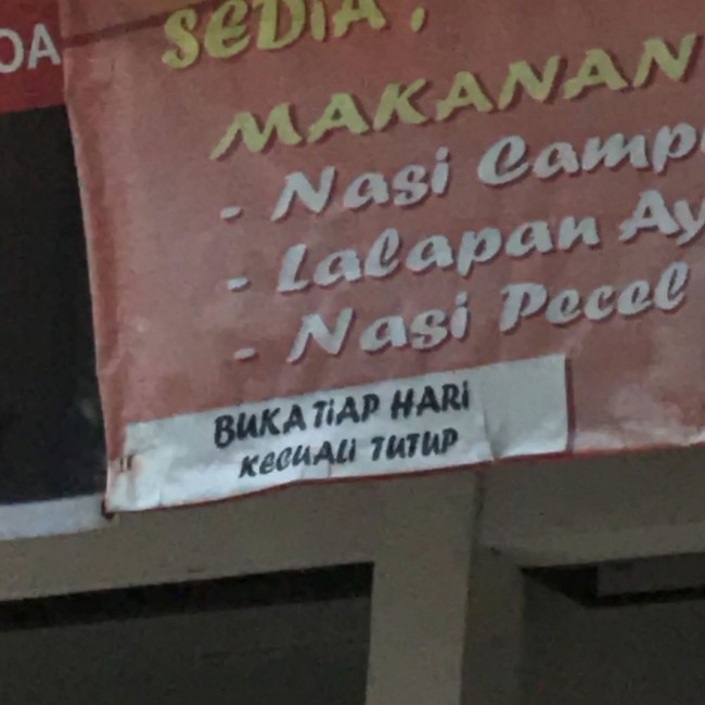 Yaelah kalo ini mah semuanya juga tau, Panjul. Kalau tutup ya berarti nggak buka. Foto: Twitter/@nocontextwarung