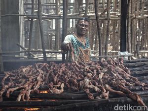 Mengintip Pembuatan Sei, Olahan Daging Khas NTT
