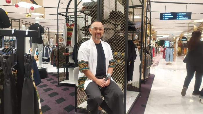 Ronald Surapradja geluti bisnis fashion