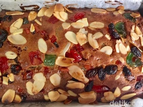 Tips membuat fruitcake