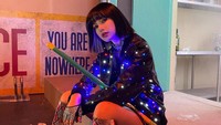 Lisa kini didapuk sebagai brand ambassador global buat brand Bulgari. (Foto: dok. Instagram @lalalalisa_m) 