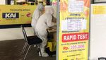 Antrean Mengular Rapid Antigen di Stasiun