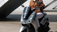 Perlu diketahui Anya memang salah satu brand ambasador dari Yamaha Lexi. Foto: Instagram @anyageraldine