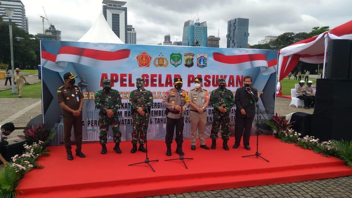 Apel pasukan Operasi Lilin Jaya 2021 di Monas