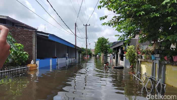 Banjir di Perumnas Antang Makassar.