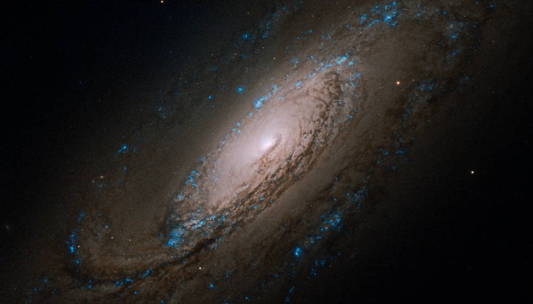 Foto Hubble Terbaru