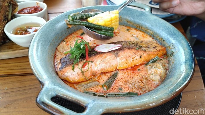Resep untuk membuat sayur lodeh salmon yang gurih dan sedap.
