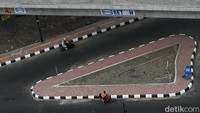 Jalan layang Purwosari hari ini dibuka dan diuji coba untuk umum.   