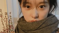 Salah satu potret Kim Ji Won yang diunggah ke Instagram pribadinya. (Foto: dok. Instagram @geewonii) 