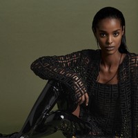 Creative Director Givenchy Matthew M. Williams menghadirkan koleksi pre fall 2021 Givenchy dengan sentuhan kemewahan yang timeless. Foto: dok. Givenchy.