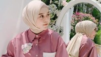 Tak hanya komestik, Lesti Kejora juga melebarkan sayapnya ke bisnis pakaian. Lesti Daily adalah nama brand baju yang sedang ia rintis. Foto: Instagram @lestykejora