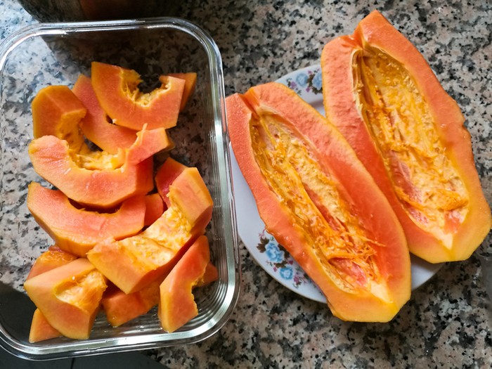 Makanan dinyatakan positif COVID-19 Waduh! Sambal Cireng dan Pepaya Dinyatakan Positif COVID-19