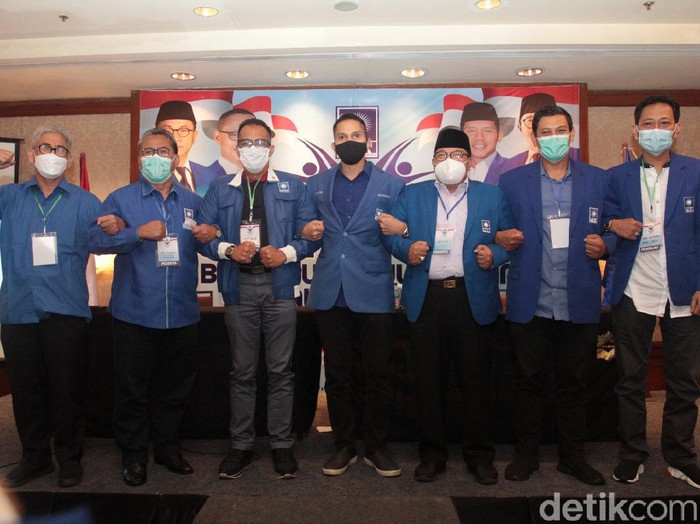 Muswil PAN di Shangrila Hotel surabaya