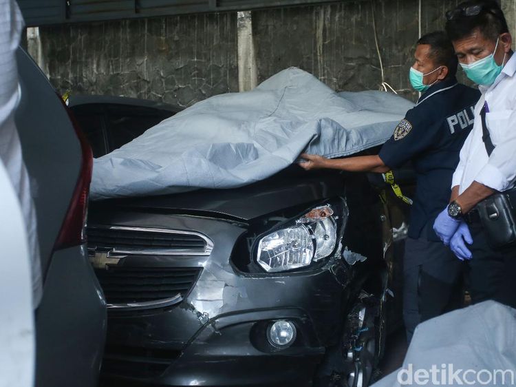 Penampakan Mobil Laskar FPI di Insiden KM 50