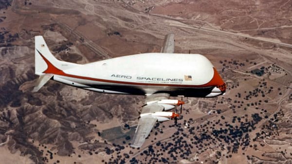 Pada tahun 1967, keluarga Guppy diperluas dengan versi Mini. Tiga tahun kemudian, pada tahun 1970, versi terakhir Guppy mengudara untuk pertama kalinya. Disebut Super Guppy Turbine, ukurannya kira-kira sama dengan Super Guppy asli. Pada tahun 1967, keluarga Guppy diperluas dengan versi Mini. Tiga tahun kemudian, pada tahun 1970, versi terakhir Guppy mengudara untuk pertama kalinya. Disebut Super Guppy Turbine, ukurannya kira-kira sama dengan Super Guppy asli.