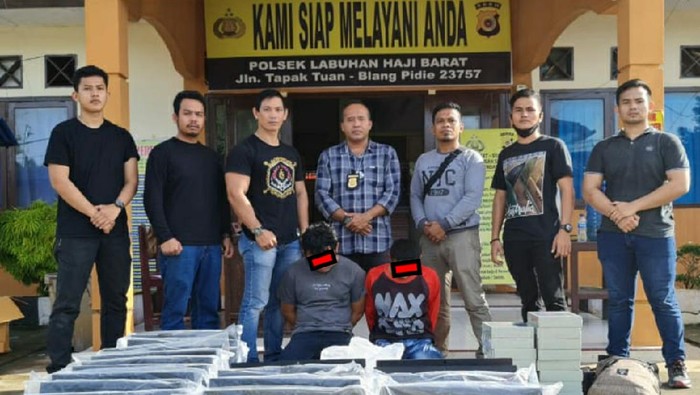 Polisi tangkap pencuri puluhan komputer-tablet milik SMK di Aceh (dok. Istimewa)