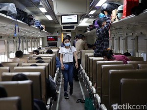 KAI Daop 1 Siapkan 231.814 Kursi di Masa Libur Natal dan Tahun Baru