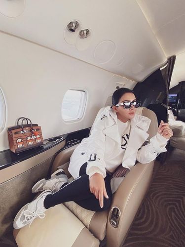 Syahrini mudik ke Jepang