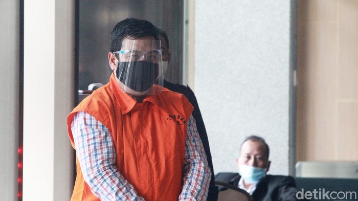 Tersangka Penyuap Kemensos, Ardian IM Diperiksa KPK Tersangka penyuap mantan Mensos Juliari Batubara, Ardian IM tiba di gedung KPK, Jakarta, Senin (21/12/2020) untuk menjalani pemeriksaan.