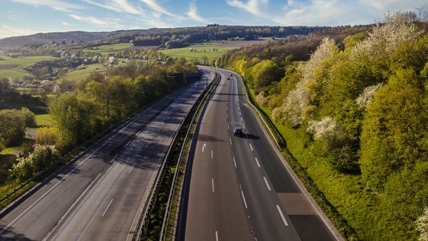 Fakta-fakta Autobahn Jerman, Jalan Tol Tanpa Batas Kecepatan - Foto 6