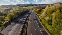 Sejak 1953, istilah resmi untuk jalan raya Jerman adalah Bundesautobahn atau jalan raya federal. Autobahn yang ada hingga kini adalah sepanjang 13.000 kilometer, sistem jalan terpanjang dan terpadat di dunia.