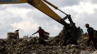 Pemerintah Daerah Istimewa Yogyakarta (Pemda DIY) mengaku saat ini sedang memperbaiki saluran air di TPST Piyungan yang jadi salah satu inti persoalannya.