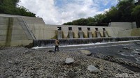 Kepala Satker Pelaksanaan Jaringan Pemanfaatan Air (PJPA) Balai Besar Wilayah Sungai (BBWS) Serayu Opak, Dirjen SDA, Kementerian PUPR, Gunawan Suntoro mengatakan, pembangunan sabo dam di Magelang kebetulan ada tiga paket. Tiga paket tersebut terdiri dari tiga pembuatan baru dan satu rehap.