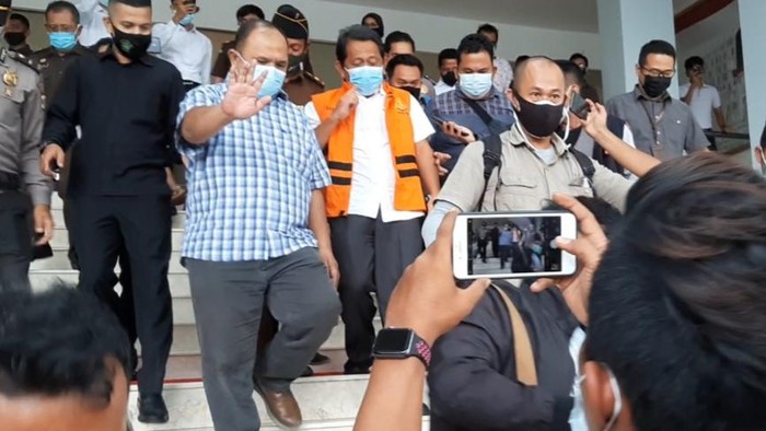 Kejaksaan tahan Sekda Riau tersangka kasus korupsi (Raja Adil-detikcom)