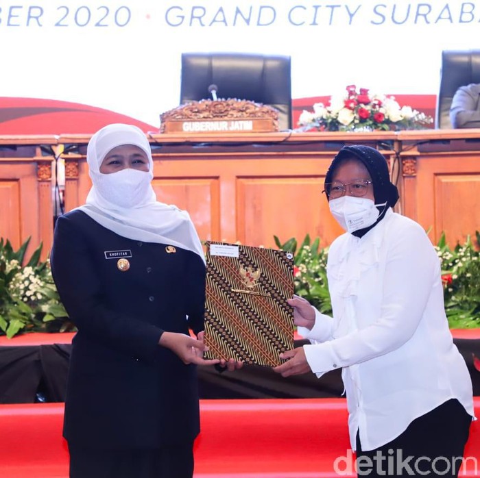 khofifah dan risma