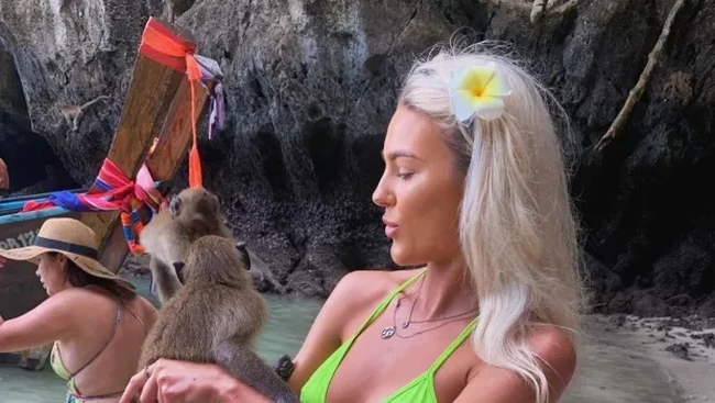 Sebelum ke Australia, Madalyn sempat ke Thailand.  Foto: dok. Instagram