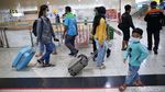 Pemudik Nataru Mulai Terlihat di Terminal Pulogebang