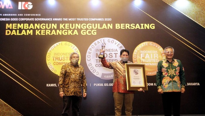 Perusahaan BUMN dan swasta meraih penghargaan dalam Indonesia Most Trusted Companies Award. Salah satunya adalah Bank Mantap.