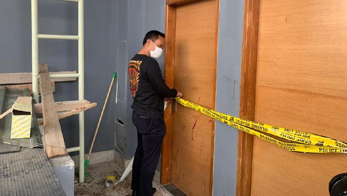 Polisi Olah TKP Kasus Viral Dokter Dianiaya Sekuriti Hotel di Jakbar