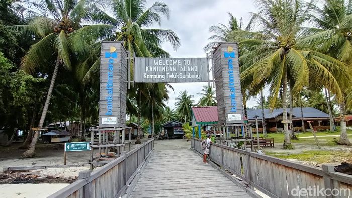 Foto: Indahnya Pulau Kaniungan, Tak Seindah Nasib Pengelolanya