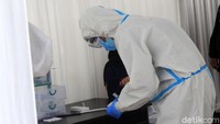 Seperti diketahui rapid test antigen menjadi syarat khusus untuk perjalanan kereta api jarak jauh mulai hari ini.