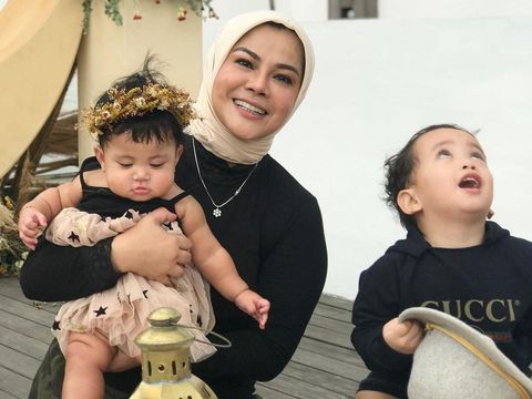 viens tasman Potret Viens Tasman dan Rachel Vennya