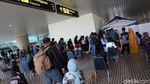 Antrean Panjang Rapid Test Antigen di Bandara YIA Yogya