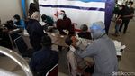 Antrean Panjang Rapid Test Antigen di Bandara YIA Yogya