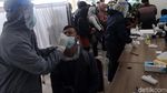 Antrean Panjang Rapid Test Antigen di Bandara YIA Yogya