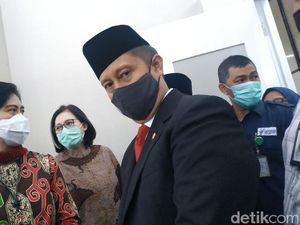 Penampakan Pertama Budi Gunadi Sadikin di Kemenkes