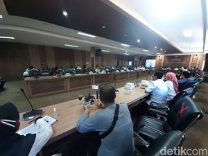 Ucapan Dianggap Bikin Pabrik Kayu Ditutup, Anggota DPRD Probolinggo Minta Maaf