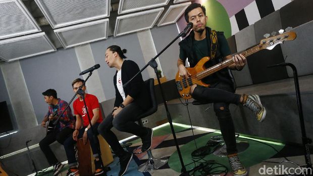 Drive Band