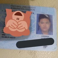 Lagi ngelirik ngeliatin apa sih mas? Serius banget tuh kayaknya. Foto: Twitter/@Miftahfikri11