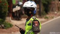 Saat disinggung apakah akan terjadi puncak arus mudik Natal di jalur selatan, pihaknya masih menunggu arahan Jakarta. Pihaknya mengimbau kepada para pengguna jalan agar mengikuti protokol kesehatan.  