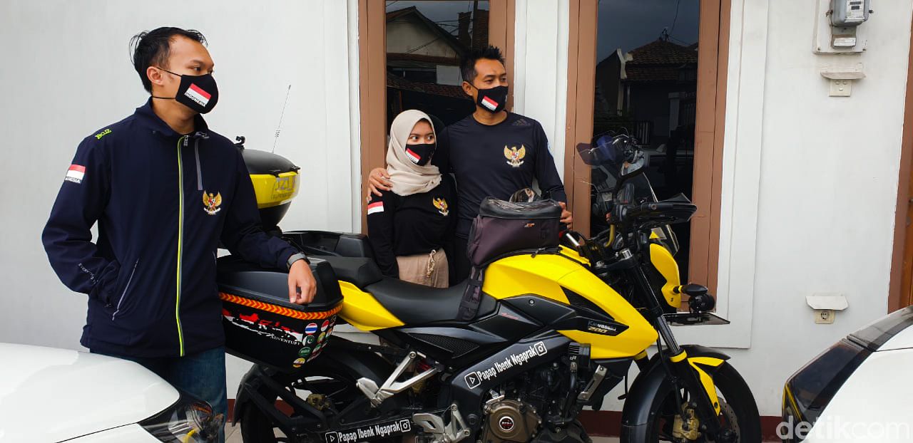 Bambang Sukmana (44), seorang warga Kota Cimahi, bakal bertolak ke Mekkah menunaikan ibadah haji menggunakan motor alias solo riding.
