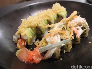 Isuka: Ramen, Sando hingga Sushi Lezat di Resto Jepang Fusion