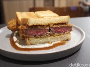 Nikmatnya Ramen dan Sando Buatan Resto Jepang Fusion