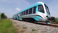 PT INKA (Persero) menjadi BUMN terdepan dalam memproduksi berbagai jenis kereta. Selain produk-produk yang kini sudah melintas di rel kereta api, baik di dalam negeri hingga luar negeri. Salah satu produk terbaru PT INKA adalah Battery Tram. Tram ini ramah lingkungan karena menggunakan baterai yang bisa diisi ulang. INKA menggandeng Bombardier dalam produksi Tram ini. Istimewa/dok. INKA  